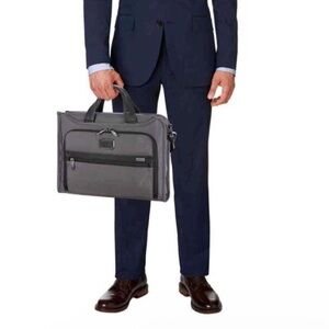 Tumi Alpha 2 Slim Deluxe Portfolio Bag
